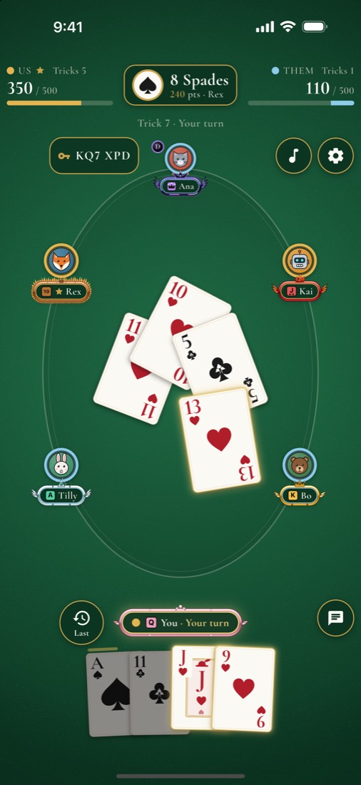 A six-player table mid-hand, with the trump suit and scores at the top